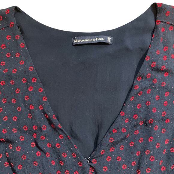 Abercrombie & Fitch Women’s Jumpsuit Short Sleeve Blue & Red Floral Print Small - Picture 6 of 12